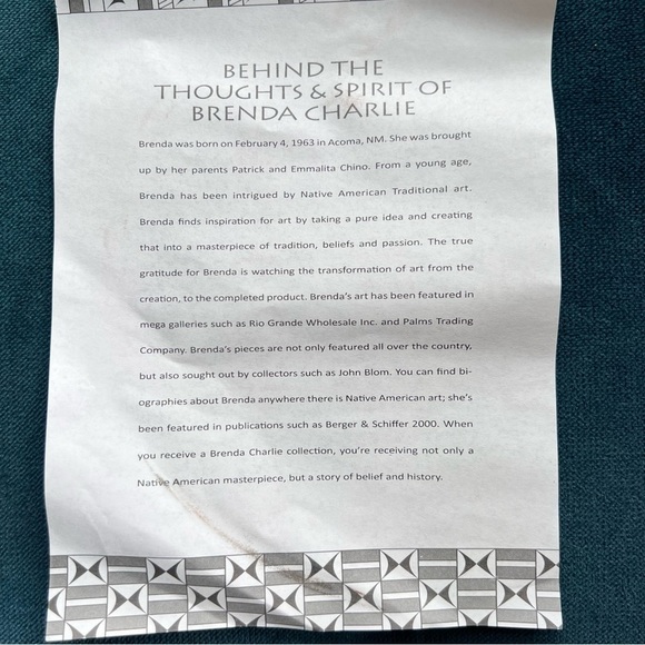 VINTAGE BRENDA CHARLIE NATIVE AMERICAN COLLECTION ACOMA PUEBLO 12” PLATE NIB - Picture 2 of 5